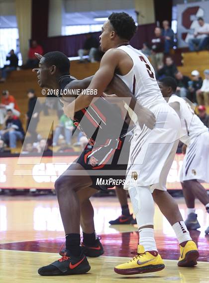 Thumbnail 1 in Webster Groves vs. Mt. Vernon (Spalding Hoophall Classic) photogallery.