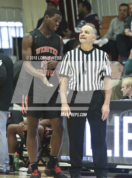 Thumbnail 2 in Webster Groves vs. Mt. Vernon (Spalding Hoophall Classic) photogallery.