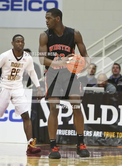 Thumbnail 3 in Webster Groves vs. Mt. Vernon (Spalding Hoophall Classic) photogallery.