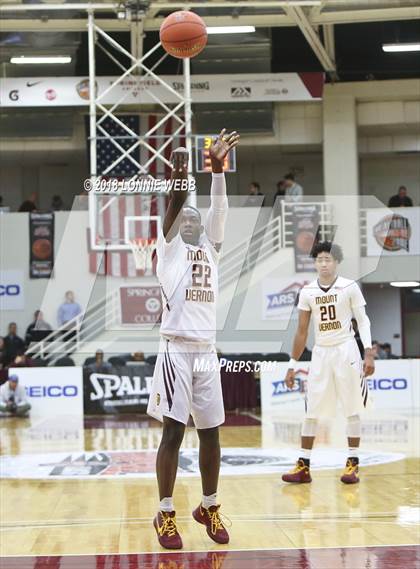 Thumbnail 2 in Webster Groves vs. Mt. Vernon (Spalding Hoophall Classic) photogallery.