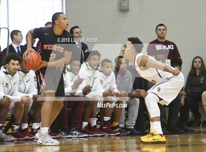 Thumbnail 1 in Webster Groves vs. Mt. Vernon (Spalding Hoophall Classic) photogallery.