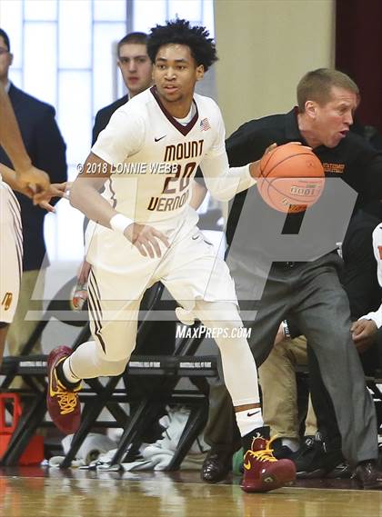 Thumbnail 1 in Webster Groves vs. Mt. Vernon (Spalding Hoophall Classic) photogallery.