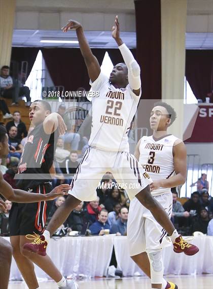 Thumbnail 1 in Webster Groves vs. Mt. Vernon (Spalding Hoophall Classic) photogallery.