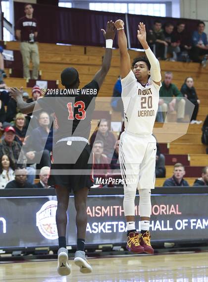 Thumbnail 1 in Webster Groves vs. Mt. Vernon (Spalding Hoophall Classic) photogallery.