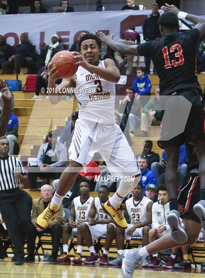 Thumbnail 1 in Webster Groves vs. Mt. Vernon (Spalding Hoophall Classic) photogallery.