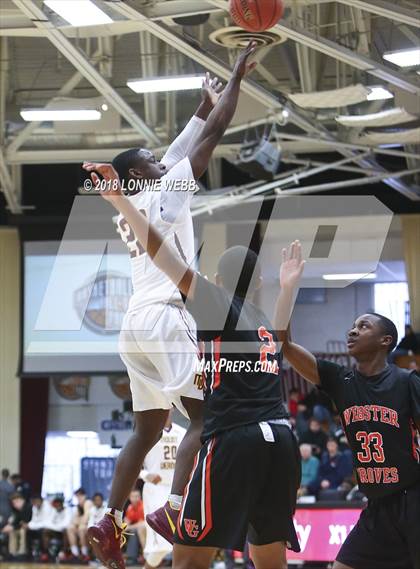 Thumbnail 2 in Webster Groves vs. Mt. Vernon (Spalding Hoophall Classic) photogallery.