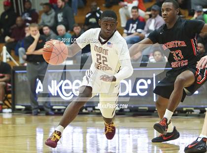 Thumbnail 2 in Webster Groves vs. Mt. Vernon (Spalding Hoophall Classic) photogallery.