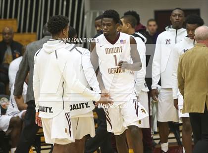 Thumbnail 2 in Webster Groves vs. Mt. Vernon (Spalding Hoophall Classic) photogallery.