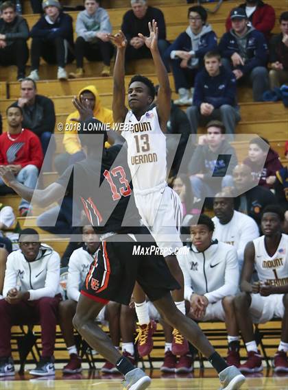 Thumbnail 3 in Webster Groves vs. Mt. Vernon (Spalding Hoophall Classic) photogallery.