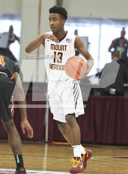 Thumbnail 3 in Webster Groves vs. Mt. Vernon (Spalding Hoophall Classic) photogallery.