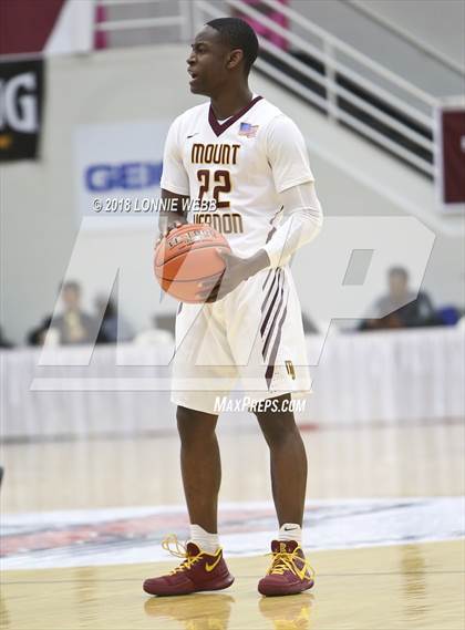 Thumbnail 2 in Webster Groves vs. Mt. Vernon (Spalding Hoophall Classic) photogallery.