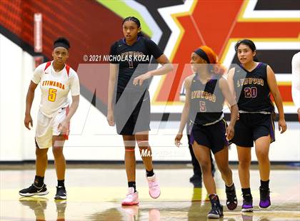 Thumbnail 1 in Lynwood vs. Etiwanda (CIF State 1-AA Regional Final) photogallery.
