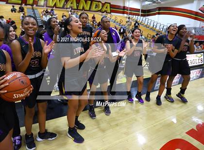 Thumbnail 1 in Lynwood vs. Etiwanda (CIF State 1-AA Regional Final) photogallery.