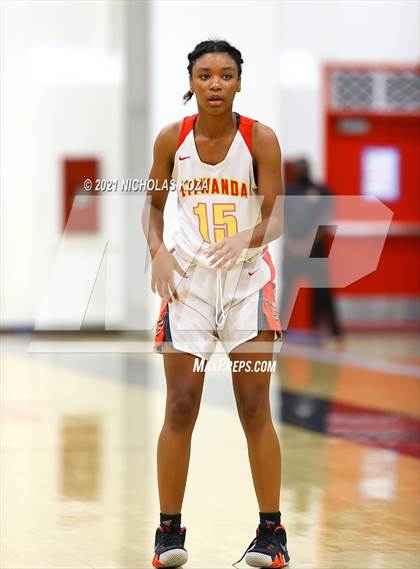 Thumbnail 1 in Lynwood vs. Etiwanda (CIF State 1-AA Regional Final) photogallery.