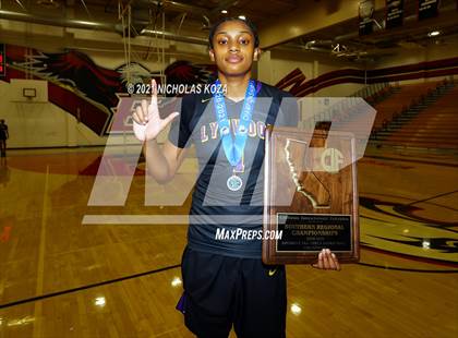 Thumbnail 3 in Lynwood vs. Etiwanda (CIF State 1-AA Regional Final) photogallery.