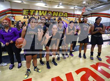 Thumbnail 1 in Lynwood vs. Etiwanda (CIF State 1-AA Regional Final) photogallery.