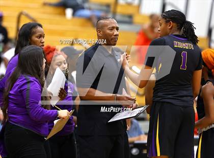 Thumbnail 3 in Lynwood vs. Etiwanda (CIF State 1-AA Regional Final) photogallery.