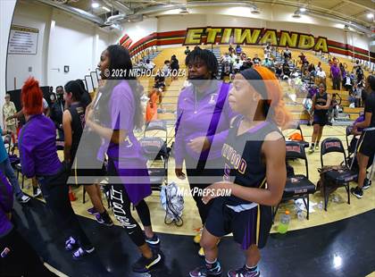 Thumbnail 2 in Lynwood vs. Etiwanda (CIF State 1-AA Regional Final) photogallery.