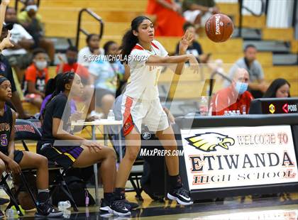 Thumbnail 2 in Lynwood vs. Etiwanda (CIF State 1-AA Regional Final) photogallery.