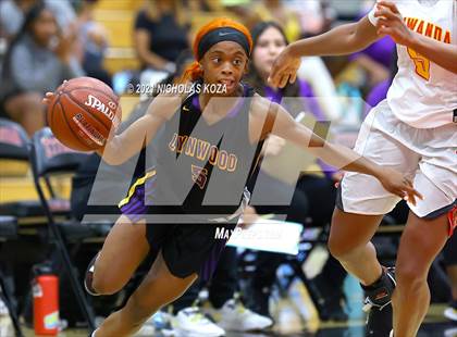 Thumbnail 1 in Lynwood vs. Etiwanda (CIF State 1-AA Regional Final) photogallery.