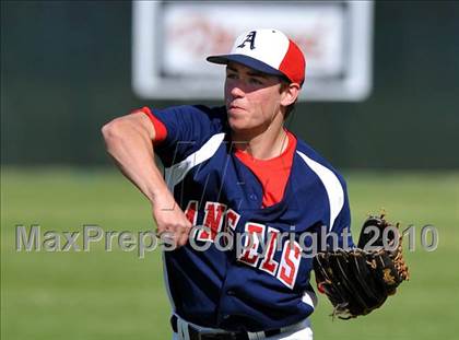 Thumbnail 3 in Dallas HSAA North @ Greenhill photogallery.