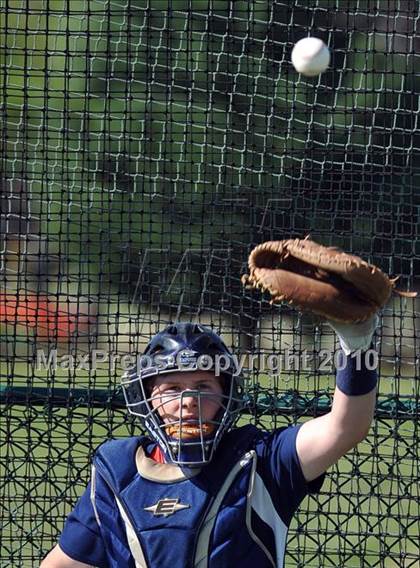 Thumbnail 3 in Dallas HSAA North @ Greenhill photogallery.