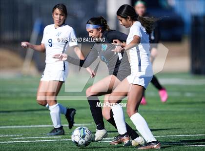 Thumbnail 1 in Nimitz vs Pebble Hills (Blue raider Invitational) photogallery.