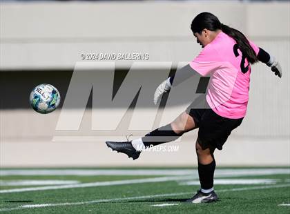 Thumbnail 2 in Nimitz vs Pebble Hills (Blue raider Invitational) photogallery.