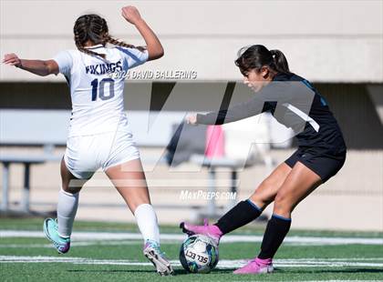 Thumbnail 3 in Nimitz vs Pebble Hills (Blue raider Invitational) photogallery.