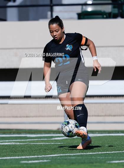 Thumbnail 2 in Nimitz vs Pebble Hills (Blue raider Invitational) photogallery.