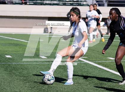 Thumbnail 3 in Nimitz vs Pebble Hills (Blue raider Invitational) photogallery.