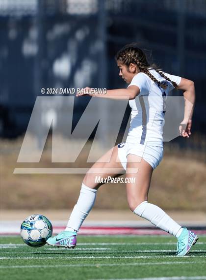Thumbnail 3 in Nimitz vs Pebble Hills (Blue raider Invitational) photogallery.