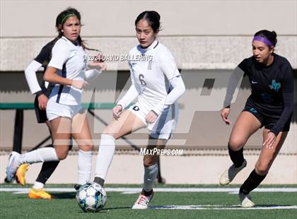 Thumbnail 2 in Nimitz vs Pebble Hills (Blue raider Invitational) photogallery.