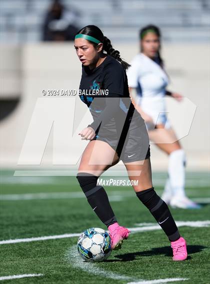 Thumbnail 2 in Nimitz vs Pebble Hills (Blue raider Invitational) photogallery.