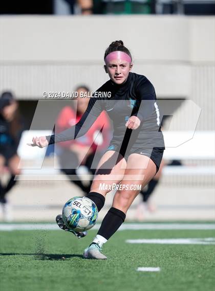 Thumbnail 2 in Nimitz vs Pebble Hills (Blue raider Invitational) photogallery.