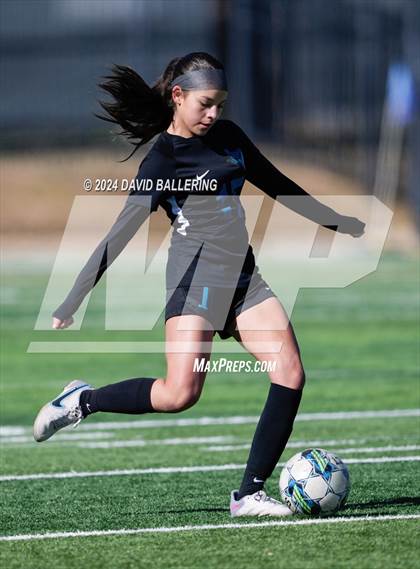 Thumbnail 3 in Nimitz vs Pebble Hills (Blue raider Invitational) photogallery.