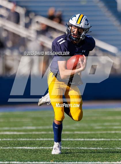 Thumbnail 2 in Massapequa vs. William Floyd (NYSPHSAA Division I Final) photogallery.