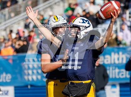Thumbnail 2 in Massapequa vs. William Floyd (NYSPHSAA Division I Final) photogallery.