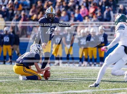 Thumbnail 1 in Massapequa vs. William Floyd (NYSPHSAA Division I Final) photogallery.