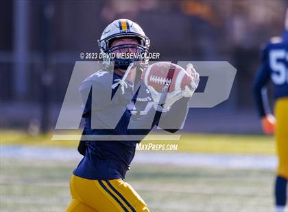 Thumbnail 1 in Massapequa vs. William Floyd (NYSPHSAA Division I Final) photogallery.