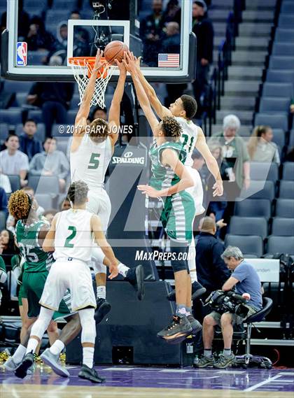 Thumbnail 3 in Helix vs St. Patrick-St. Vincent (CIF State D4 Final) photogallery.