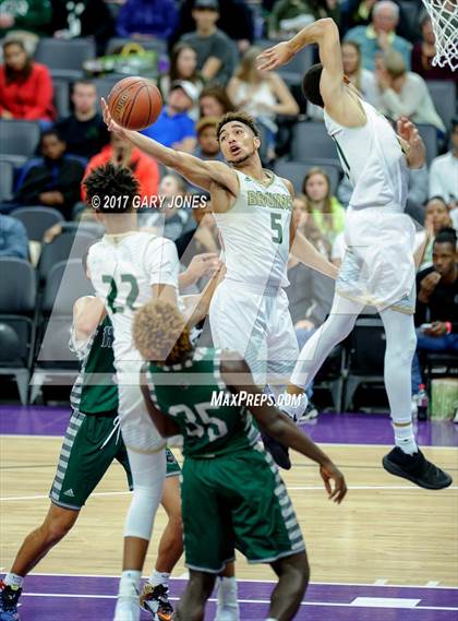 Thumbnail 3 in Helix vs St. Patrick-St. Vincent (CIF State D4 Final) photogallery.