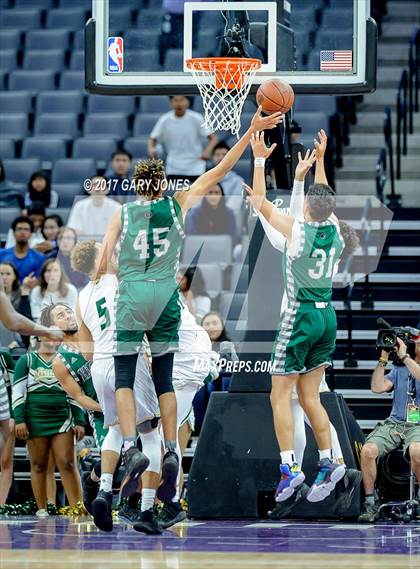 Thumbnail 3 in Helix vs St. Patrick-St. Vincent (CIF State D4 Final) photogallery.