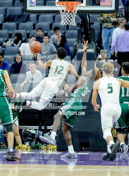 Thumbnail 2 in Helix vs St. Patrick-St. Vincent (CIF State D4 Final) photogallery.