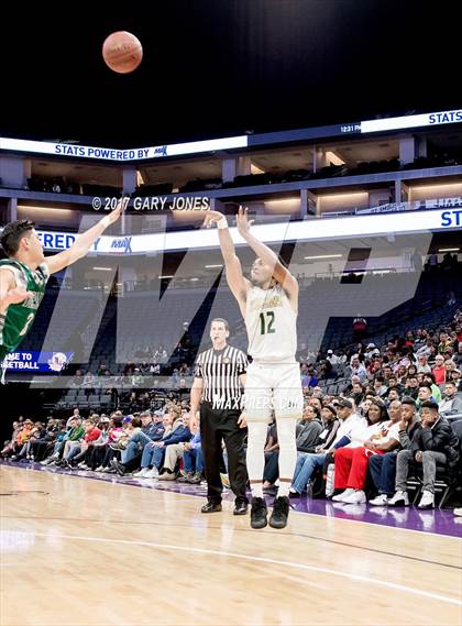 Thumbnail 1 in Helix vs St. Patrick-St. Vincent (CIF State D4 Final) photogallery.