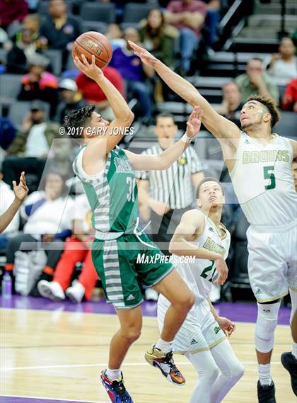 Thumbnail 3 in Helix vs St. Patrick-St. Vincent (CIF State D4 Final) photogallery.