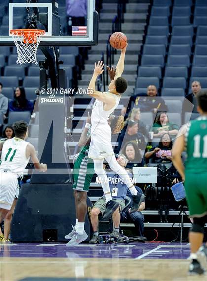 Thumbnail 2 in Helix vs St. Patrick-St. Vincent (CIF State D4 Final) photogallery.