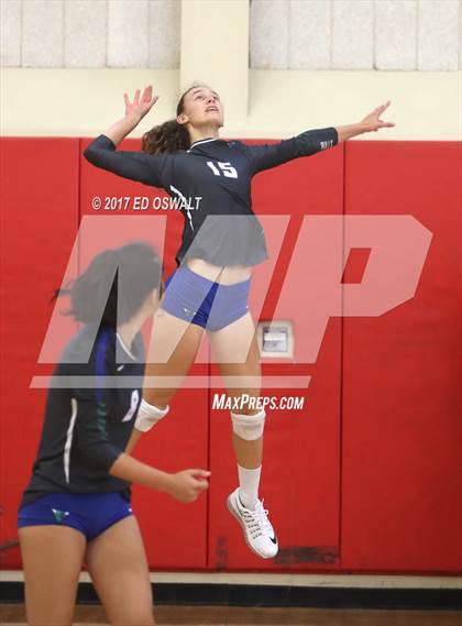 Thumbnail 2 in Branson vs. Albany (Cougar Challenge) photogallery.