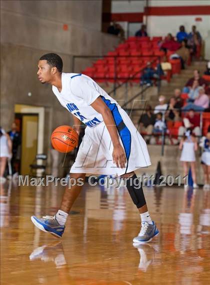 Thumbnail 3 in Marcus vs. North Crowley (5A Regional Semifinals) photogallery.