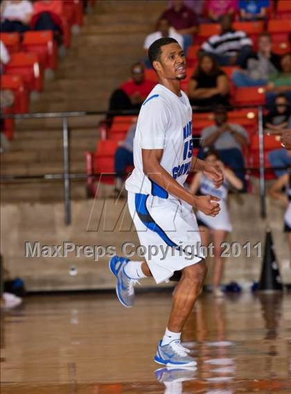 Thumbnail 3 in Marcus vs. North Crowley (5A Regional Semifinals) photogallery.